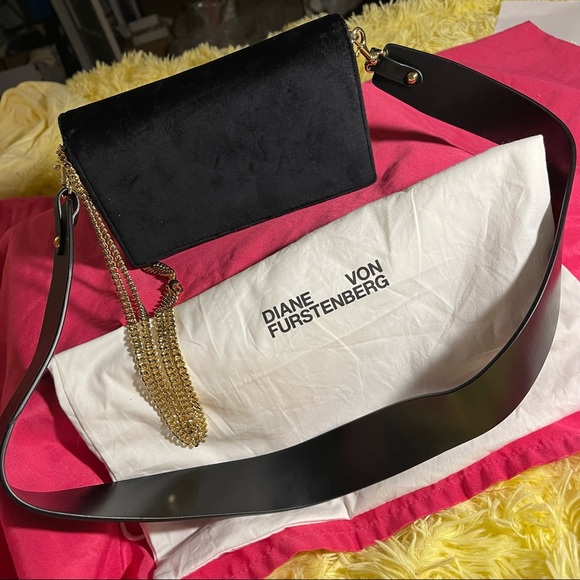 COPY - Diane von Furstenberg Velvet Soirée Bag - Picture 6 of 11